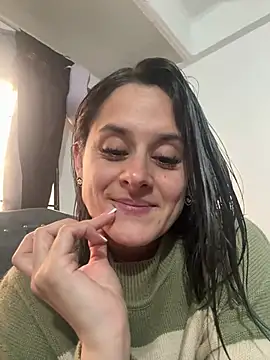 Alice milf  online show from 07-04-26, 09:21