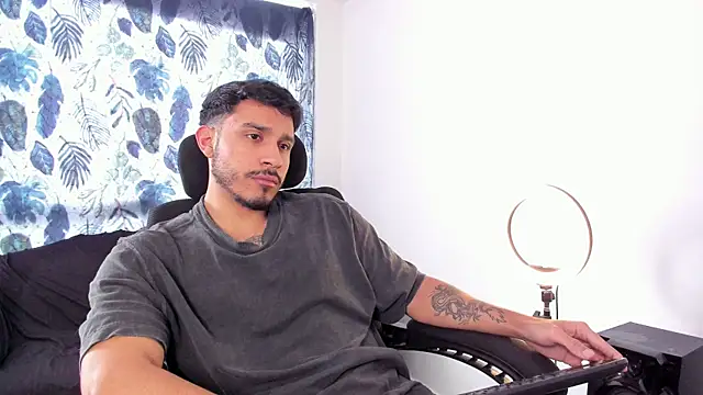 JayMarcos  online show from 12-22-25, 04:15