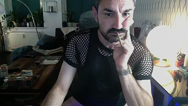 tomz0819 online show from 07-09-26, 01:09