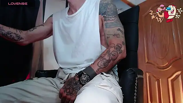 Snapshot of ren_stipee chatting on 02-13-25, 10:43 ren stipee online show from 02-13-25, 10:43