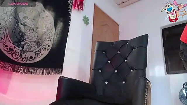 Snapshot of ren_stipee chatting on 09-09-25, 10:31 ren stipee online show from 09-09-25, 10:31