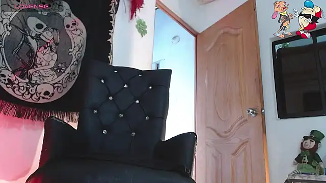 Snapshot of ren_stipee chatting on 10-18-25, 10:10 ren stipee online show from 10-18-25, 10:10