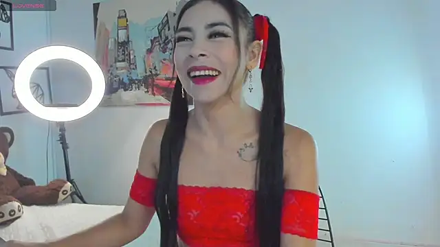 Snapshot of emma-hiill chatting on 12-04-24, 03:10 emma-hiill online show from 12-04-24, 03:10