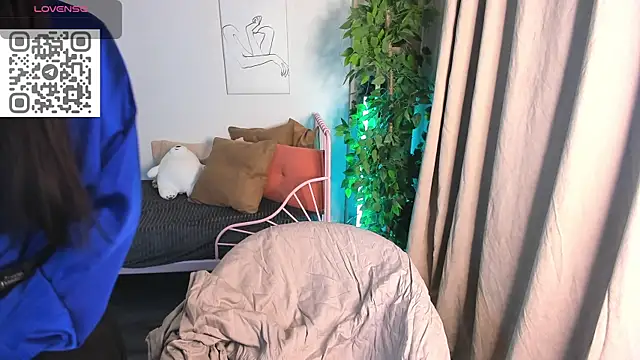 Snapshot of toooyour chatting on 09-11-25, 11:16 toooyour online show from 09-11-25, 11:16