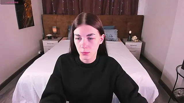 Snapshot of toooyour chatting on 10-07-25, 10:07 toooyour online show from 10-07-25, 10:07