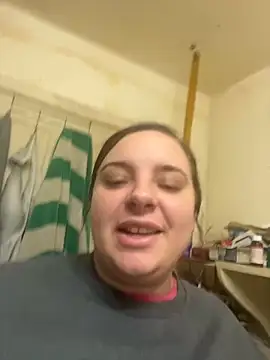 lairarose online show from 12-11-24, 05:04