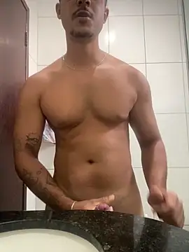 Snapshot of Punhetadele chatting on 02-21-26, 11:11 Punhetadele online show from 02-21-26, 11:11