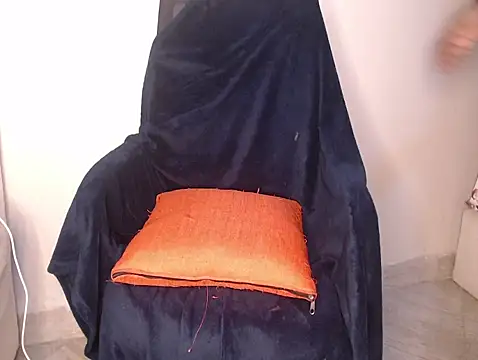 Mamii water online show from 02-13-25, 07:03