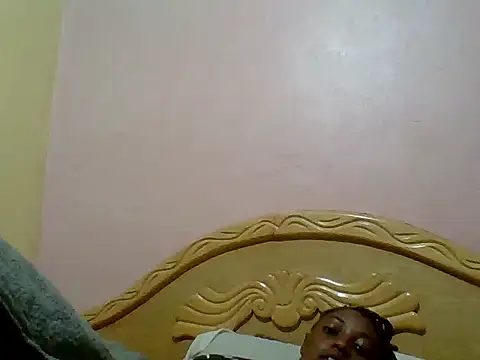Zara Twilight online show from 02-16-26, 08:05