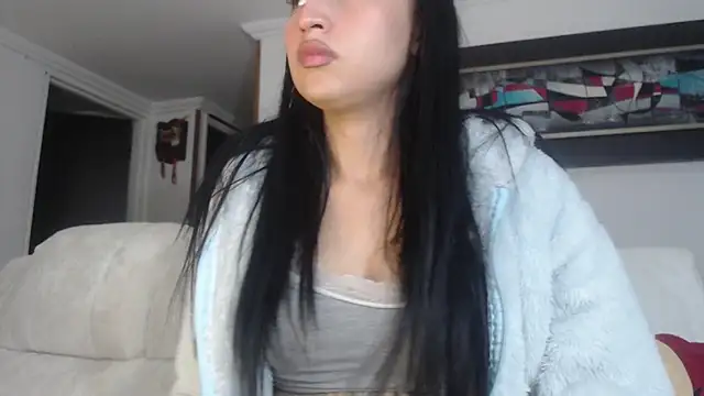 Snapshot of Nicolette_ks_ chatting on 03-15-25, 04:13 Nicolette ks online show from 03-15-25, 04:13