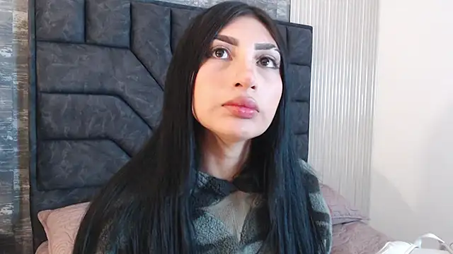 Snapshot of Nicolette_ks_ chatting on 10-22-25, 03:40 Nicolette ks online show from 10-22-25, 03:40