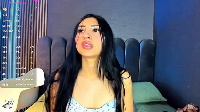 Snapshot of Nicolette_ks_ chatting on 12-03-25, 03:36 Nicolette ks online show from 12-03-25, 03:36