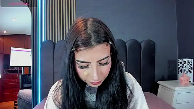 Snapshot of Nicolette_ks_ chatting on 07-10-26, 04:39 Nicolette ks online show from 07-10-26, 04:39