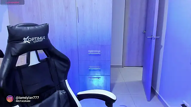 Iamdylan777 online show from 02-12-25, 11:41