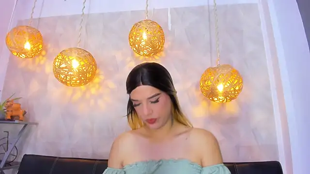 victoria aleia  online show from 03-01-25, 08:21