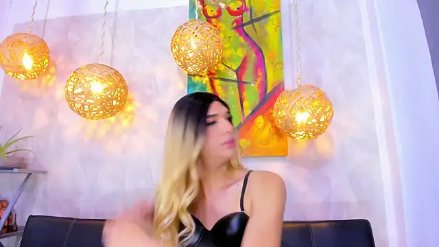 victoria aleia  online show from 03-08-25, 08:57