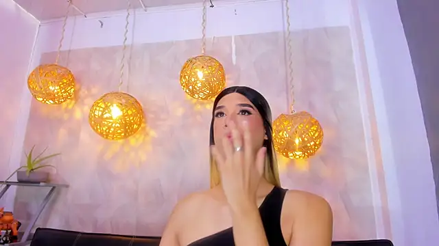 victoria aleia  online show from 03-15-25, 07:48