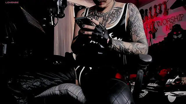 Snapshot of allanhurtss chatting on 09-09-25, 05:45 allanhurtss online show from 09-09-25, 05:45