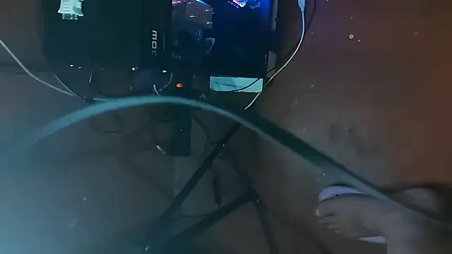 ferchoDC78 online show from 04-11-26, 07:45