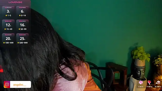 Snapshot of Anne_Babb chatting on 02-15-25, 01:42 Anne Babb online show from 02-15-25, 01:42