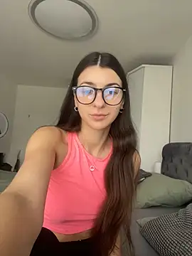 Snapshot of Wildberry_ chatting on 02-28-25, 01:14 Wildberry online show from 02-28-25, 01:14