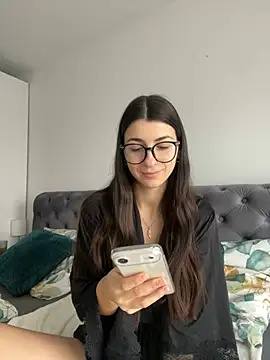 Wildberry  online show from 02-02-26, 08:57