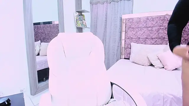 Snapshot of _Lakshmi_hotx chatting on 02-06-25, 11:54 Lakshmi hotx online show from 02-06-25, 11:54