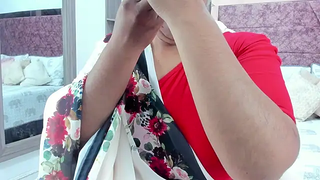 Snapshot of _Lakshmi_hotx chatting on 02-25-25, 11:52 Lakshmi hotx online show from 02-25-25, 11:52