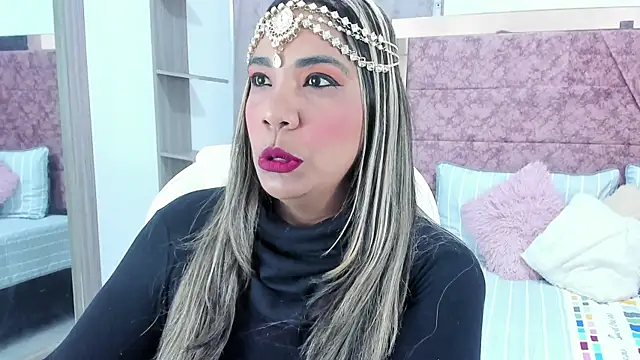 Snapshot of _Lakshmi_hotx chatting on 03-22-25, 12:04 Lakshmi hotx online show from 03-22-25, 12:04