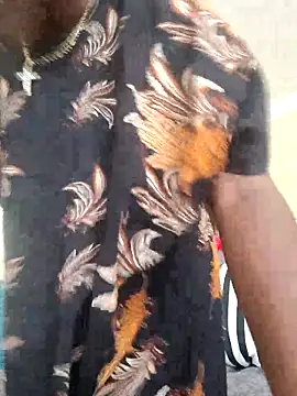 Snapshot of Sexxy_mariana chatting on 10-21-25, 11:00 Sexxy mariana online show from 10-21-25, 11:00