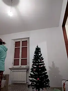 Snapshot of JasmineNoir2 chatting on 12-14-24, 04:20 JasmineNoir2 online show from 12-14-24, 04:20