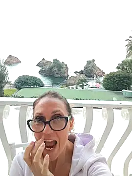 Snapshot of JasmineNoir2 chatting on 03-06-25, 05:00 JasmineNoir2 online show from 03-06-25, 05:00