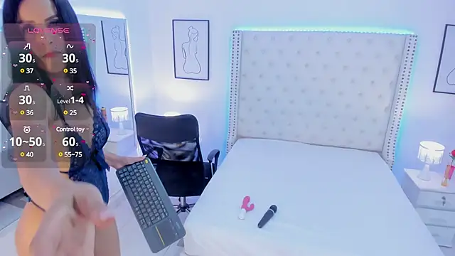 Snapshot of Coco_Balenciaga_ chatting on 02-04-25, 03:15 Coco Balenciaga online show from 02-04-25, 03:15