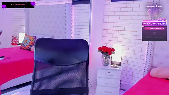 Snapshot of Coco_Balenciaga_ chatting on 06-17-26, 11:56 Coco Balenciaga online show from 06-17-26, 11:56