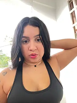 Pretty Isadora online show from 01-07-25, 09:46