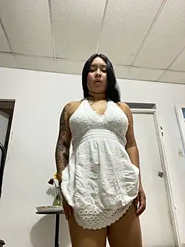 Pretty Isadora online show from 01-30-25, 06:43