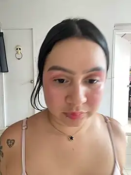 Pretty Isadora online show from 02-04-25, 08:59