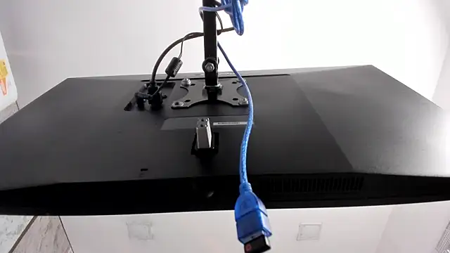 Snapshot of Vero_Lodge chatting on 02-25-25, 10:29 Vero Lodge online show from 02-25-25, 10:29