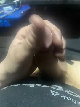 Snapshot of joeycbigcock chatting on 02-25-25, 07:36 joeycbigcock online show from 02-25-25, 07:36