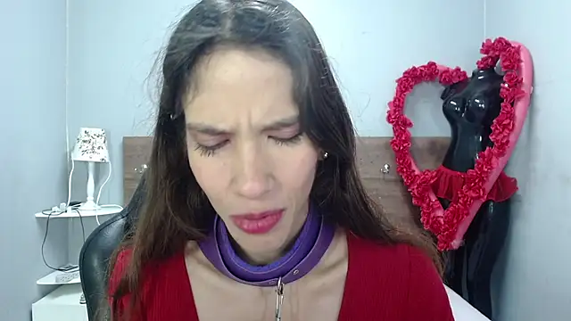 Snapshot of Hunter_Ignis chatting on 02-23-25, 02:35 Hunter Ignis online show from 02-23-25, 02:35