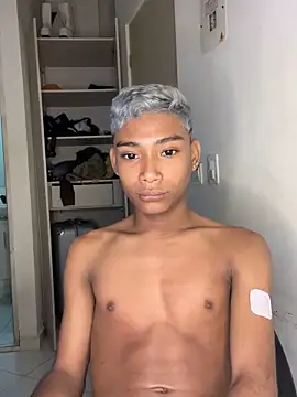 alejo cute online show from 12-20-24, 01:43