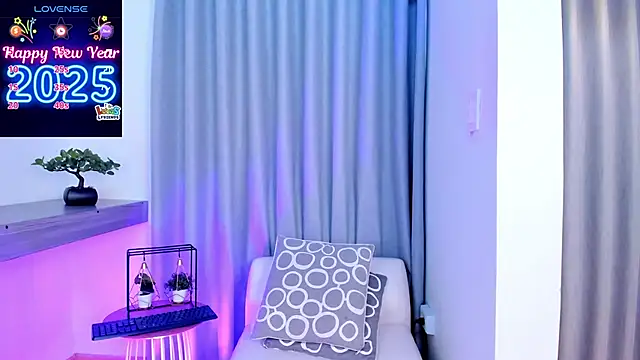 Lucyortiz  online show from 01-12-25, 02:19