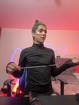 tay ler3 online show from 12-06-24, 12:27