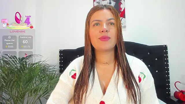 Snapshot of Alexandra_Torress chatting on 06-30-26, 12:28 Alexandra Torress online show from 06-30-26, 12:28