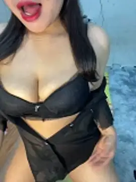 --Lyly-- online show from 12-20-25, 03:13