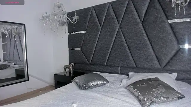 IsabellaGrey19 online show from 11-02-25, 07:16