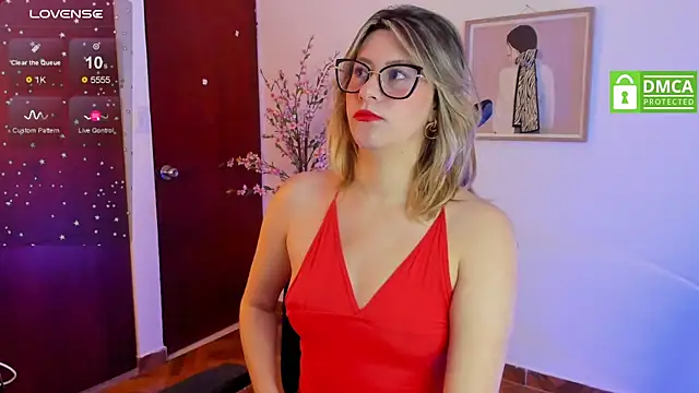 Snapshot of Chanelll_Taylorr_ chatting on 03-07-25, 03:18 Chanelll Taylorr online show from 03-07-25, 03:18