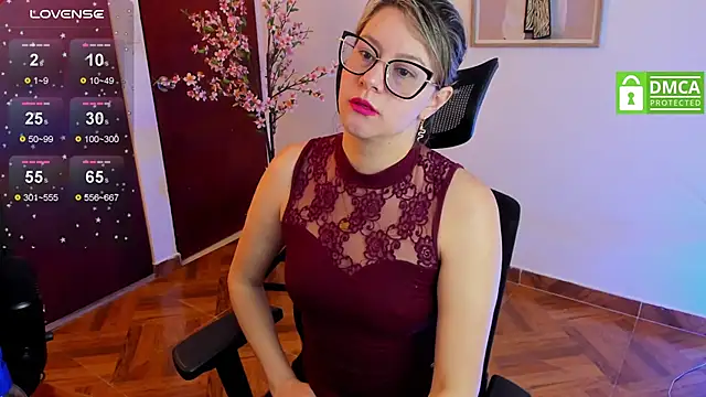 Snapshot of Chanelll_Taylorr_ chatting on 03-20-25, 04:20 Chanelll Taylorr online show from 03-20-25, 04:20