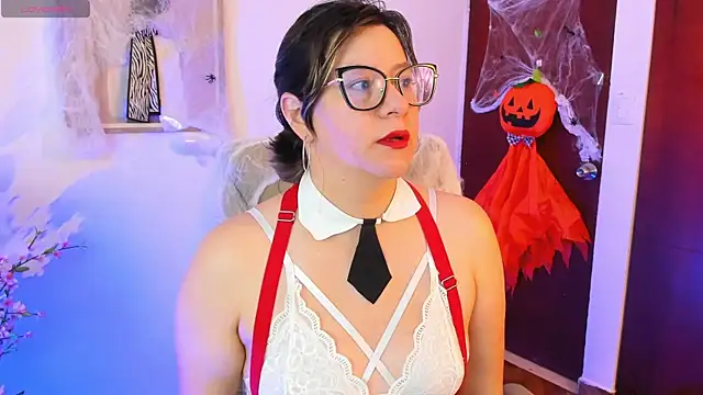 Snapshot of Chanelll_Taylorr_ chatting on 10-26-25, 10:54 Chanelll Taylorr online show from 10-26-25, 10:54