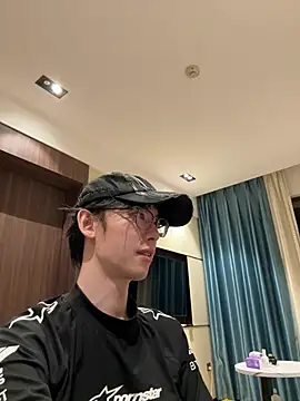 1a1a1alll online show from 04-05-26, 02:25